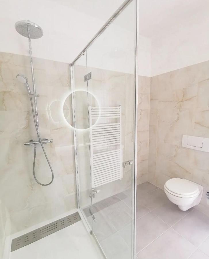 Apartment Grand Terrace With Ac & Heating Budapest