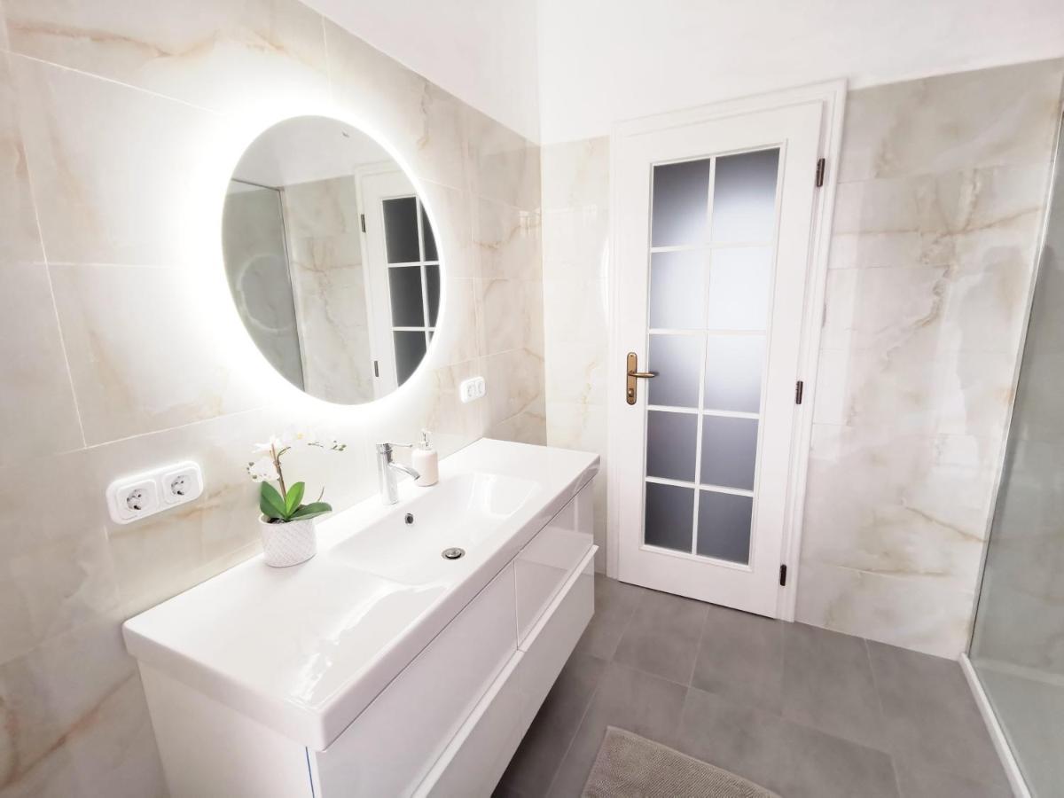Grand Terrace With Ac & Heating