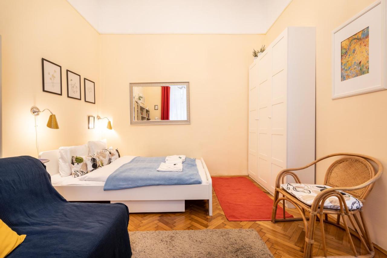 Bpr Pleasant Lair In The Center * Budapest