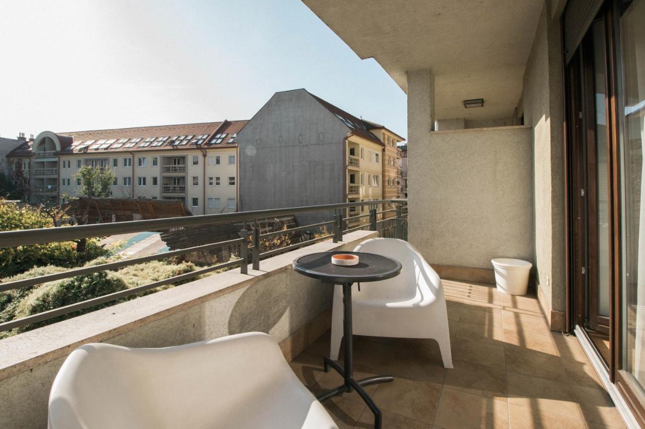 Apartment Kiraly Pop Studio With Terrace With Free Parking Budapest