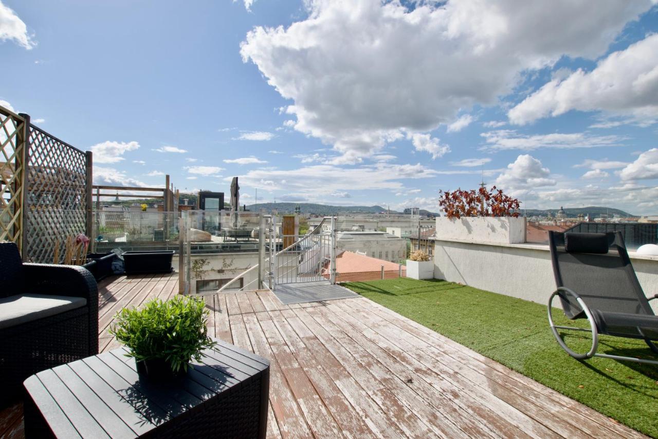 Penthouse By Hi5 -at The Of *