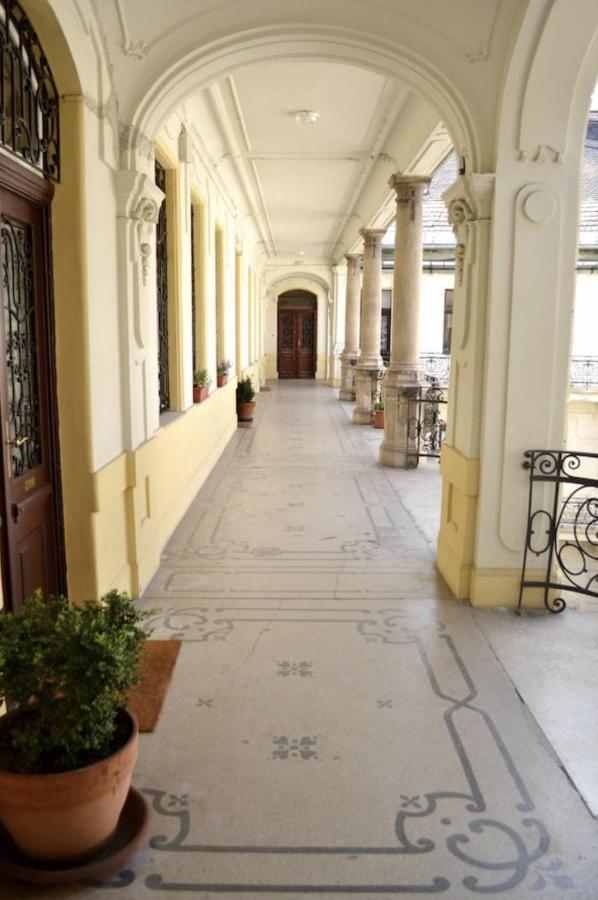 Apartmán A10 Alkotmany B *