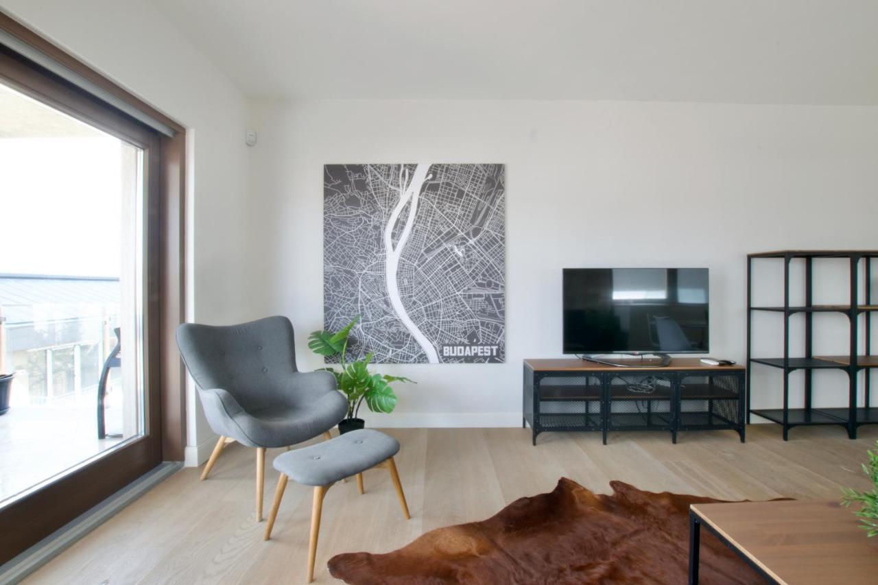 Penthouse By Hi5 -at The Of Budapest