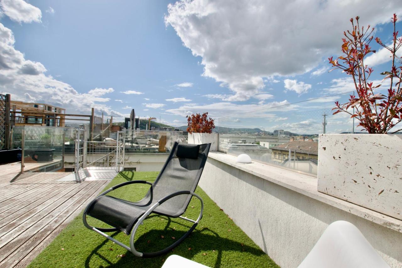 Penthouse By Hi5 -at The Of Budapeszt
