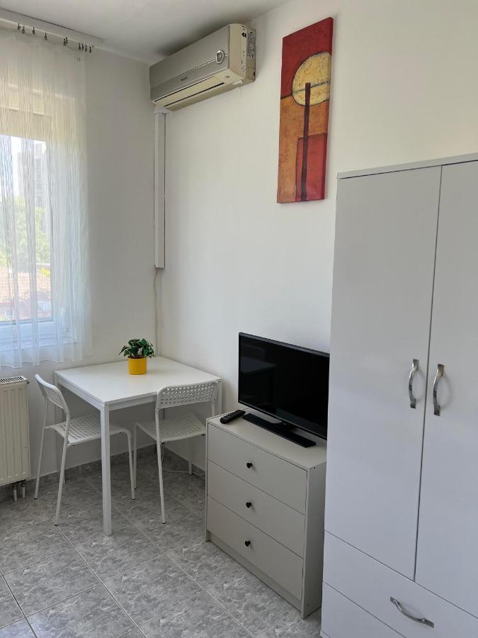 Penzión pre hostí Irini Panzio