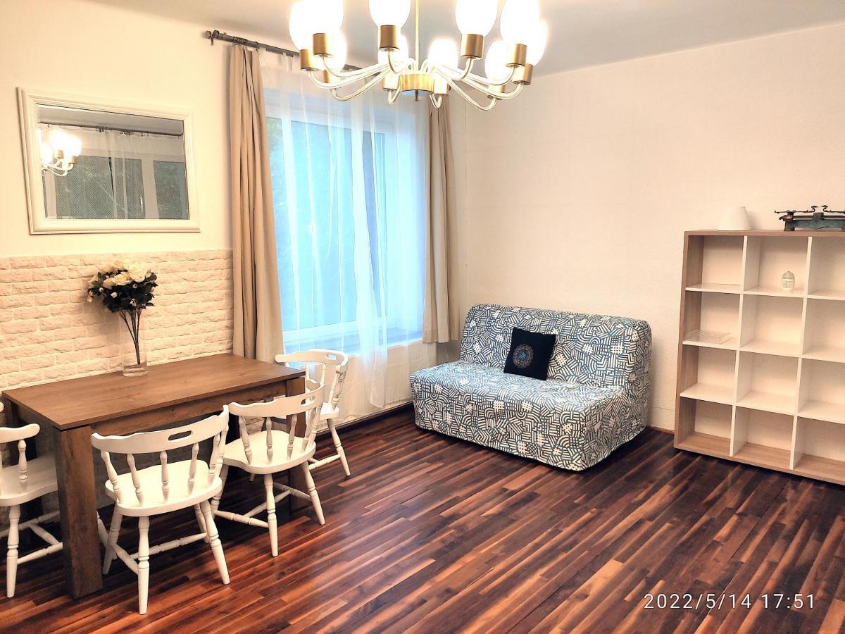 Romantic Two Bedroom In The Hills Of With Private Parking * Budapest