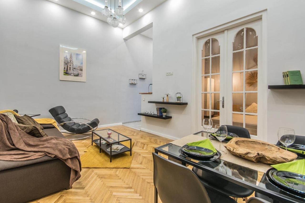 Apartamento Semmihome Semmelweis Street *