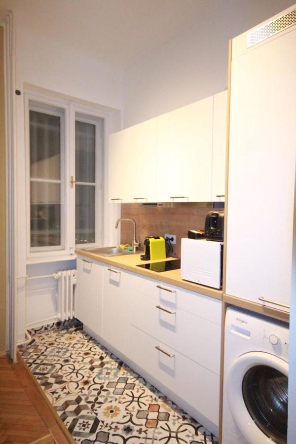 Acacia * Budapest