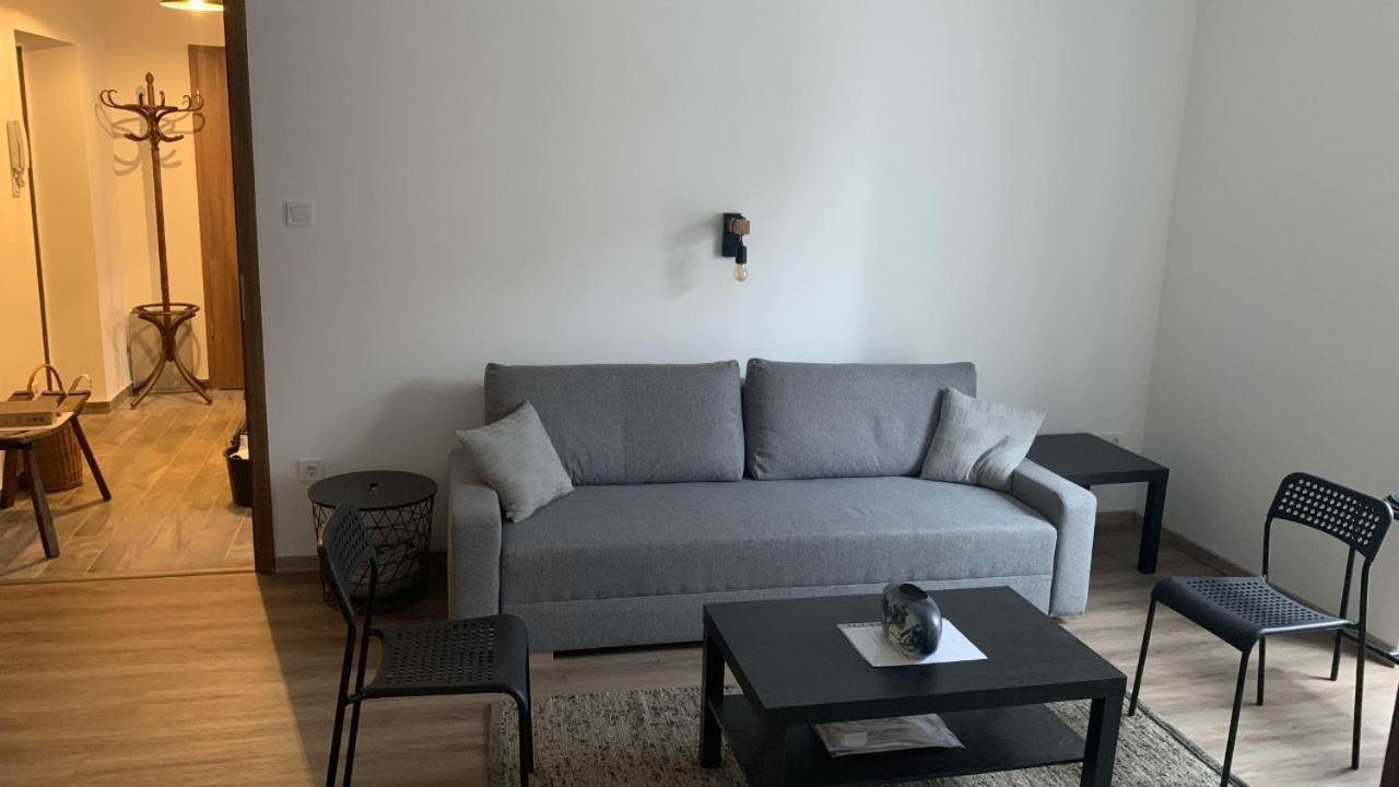 Apartament Fehervari, Budai Lakas, Kivalo Kozlekedes