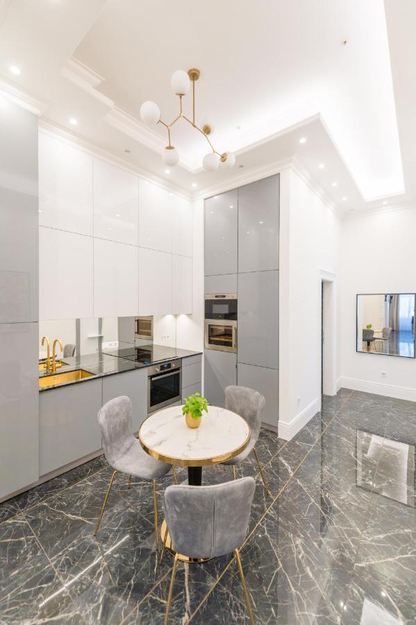 Apartment Marble - Palace District