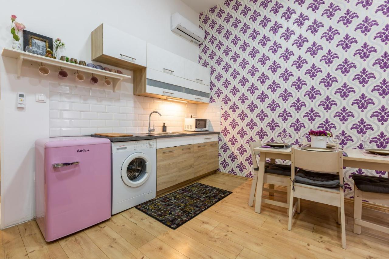 Elegant Coziness On King Street Budapest