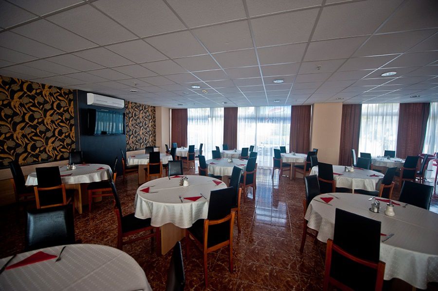 Canada Hotel 3*