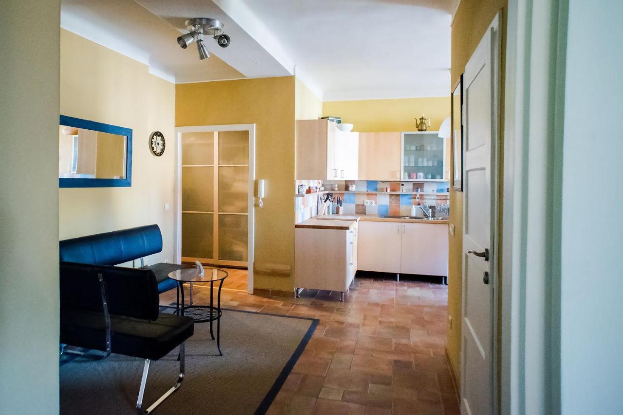 Apartment I *