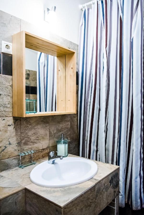 Apartment I