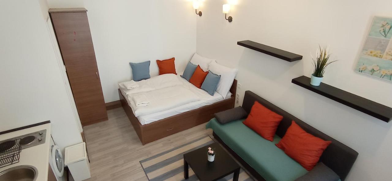 Osvat Apartment