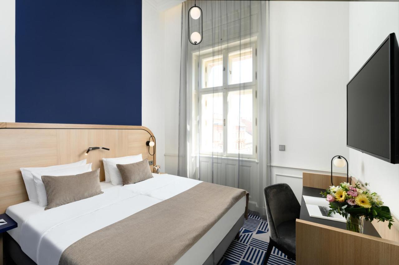 Hotel Oktogon Haggenmacher By Continental Group 4*