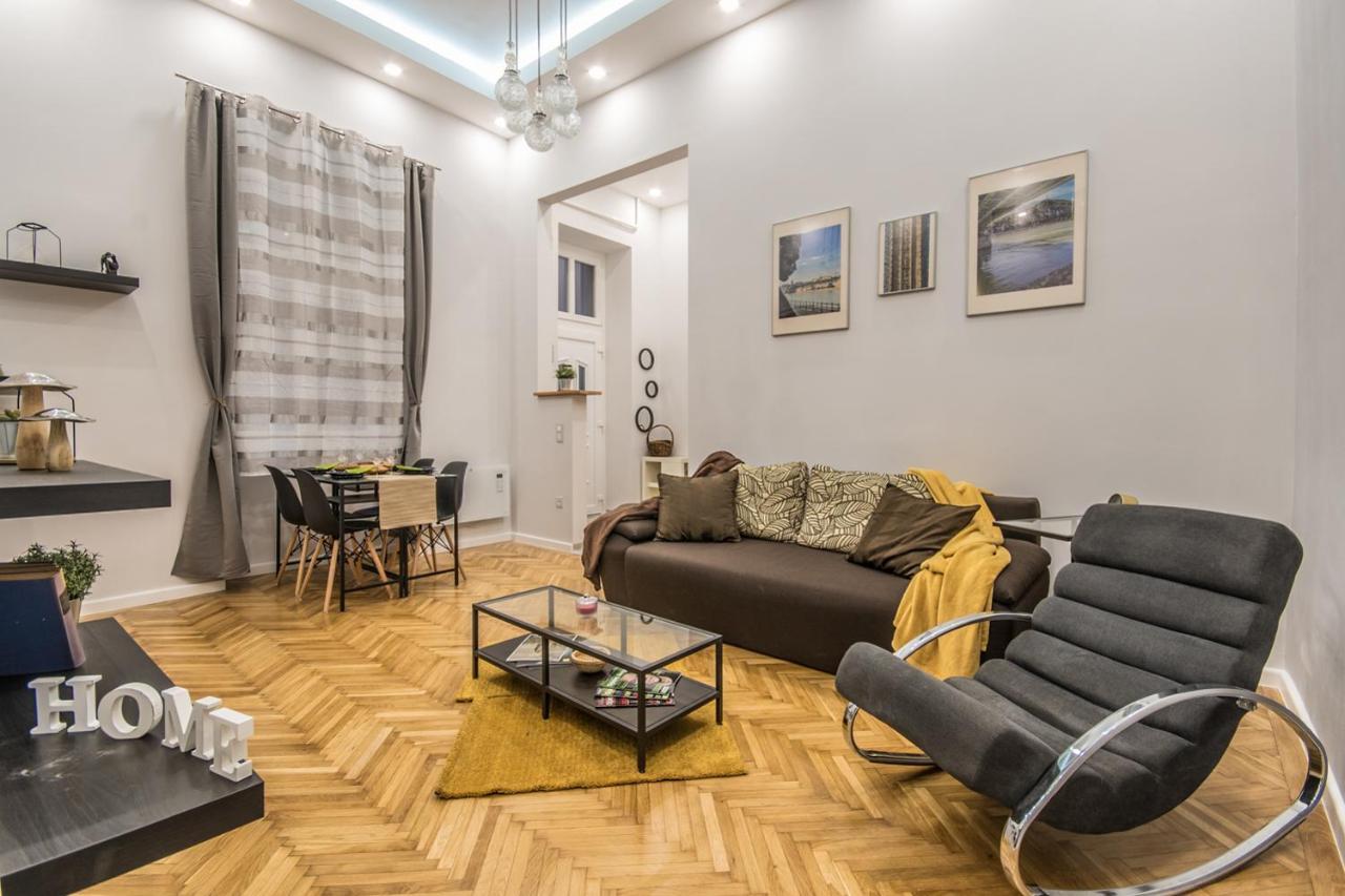 Semmihome Semmelweis Street Budapest