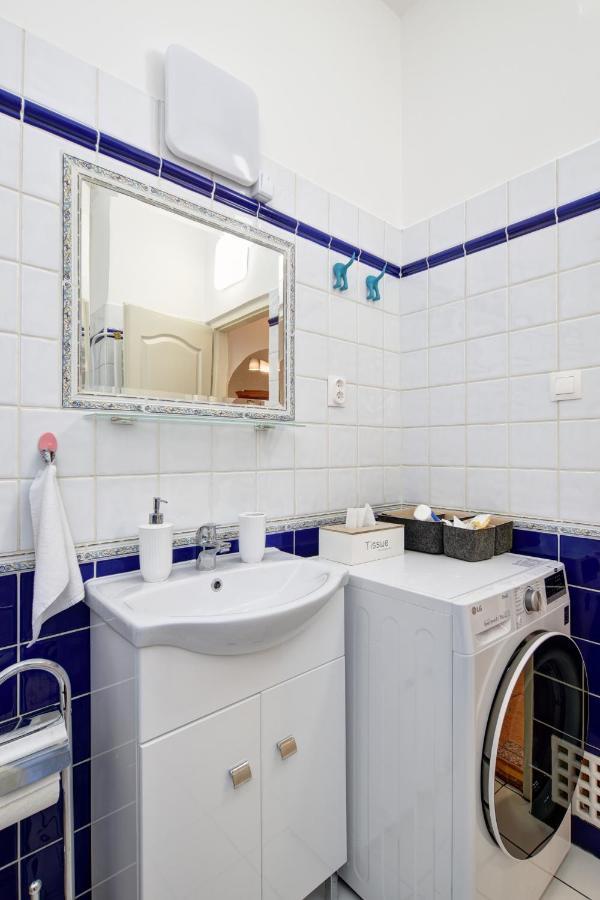 Free Garage Parking, Ac And Bikes In The Downtown Apartamento