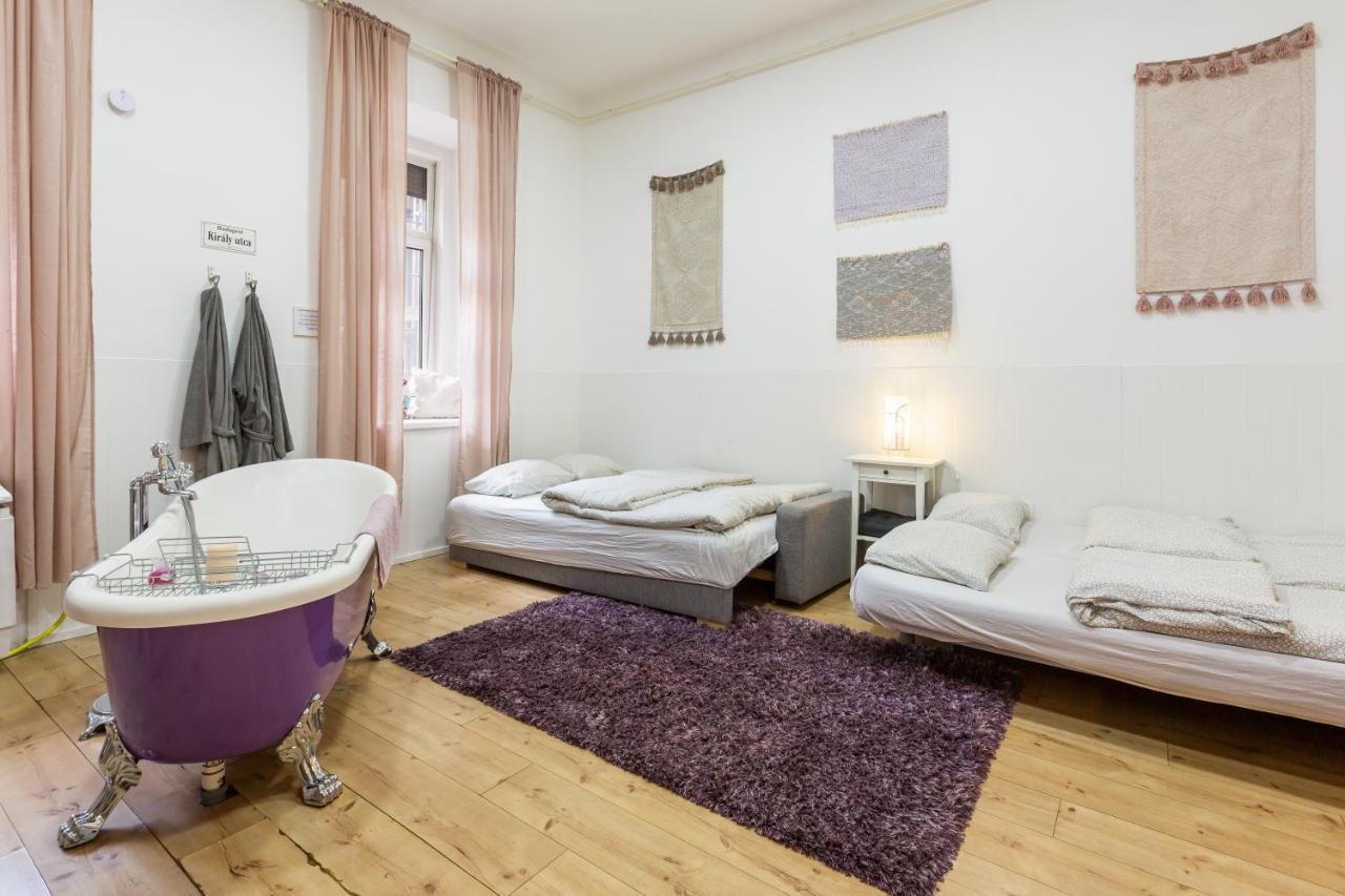 Elegant Coziness On King Street Budapest