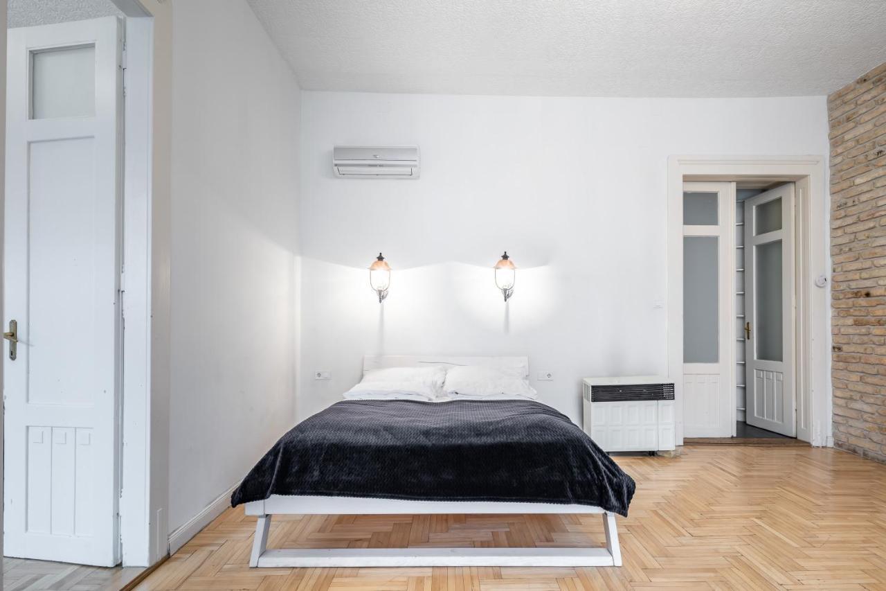 Central Luxury With Ac Apartmán *