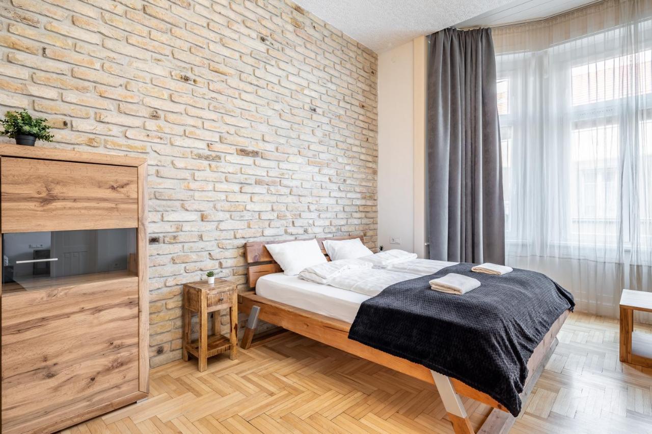 Central Luxury With Ac Apartmán *