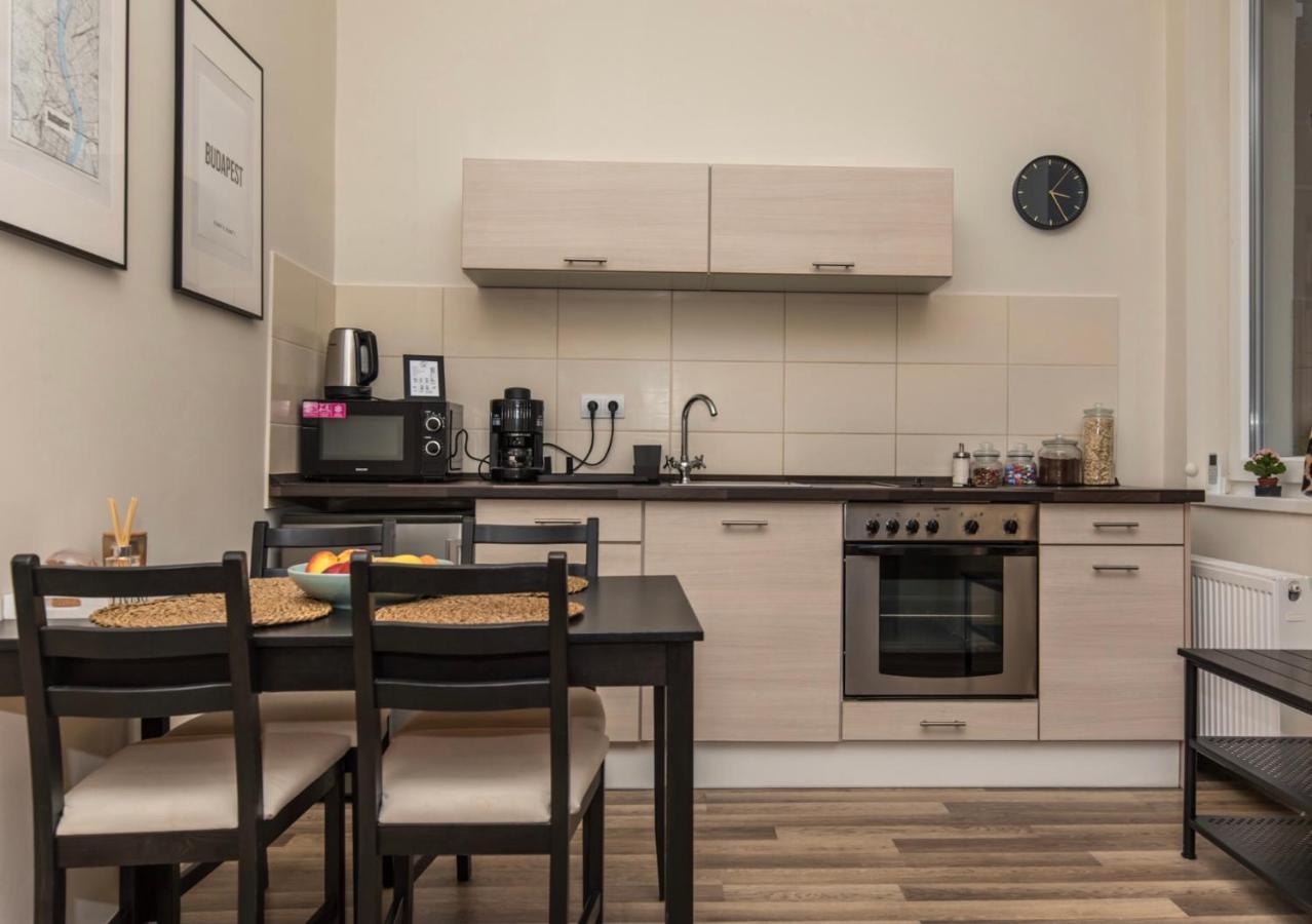 Apartment Cozy Nest In The Heart Of