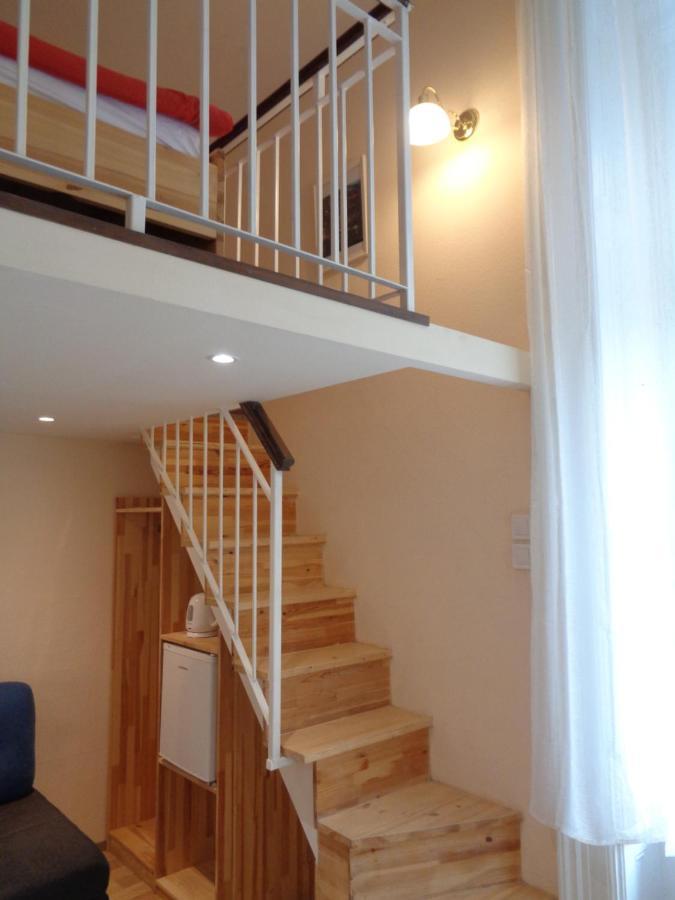Loft House Pensión