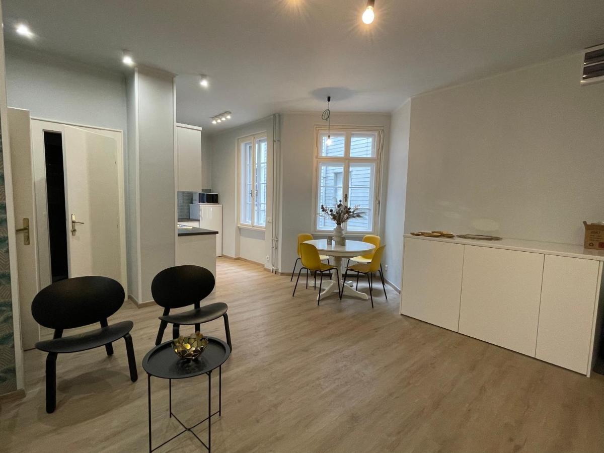Astoria Downtown Superior Apartment