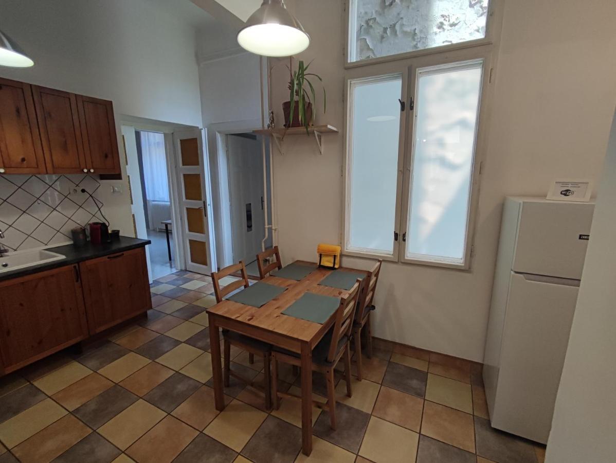 Apartamento Hun Galeria
