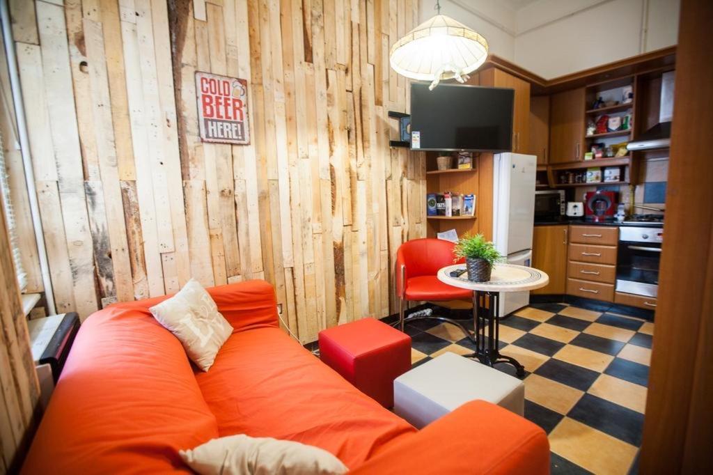 Acacia Hostel