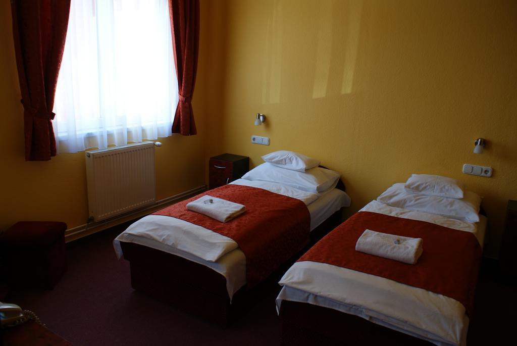 Palota Hotel 3*