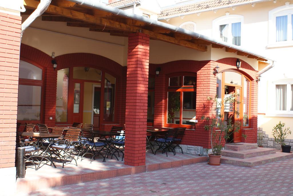 Hotel Palota