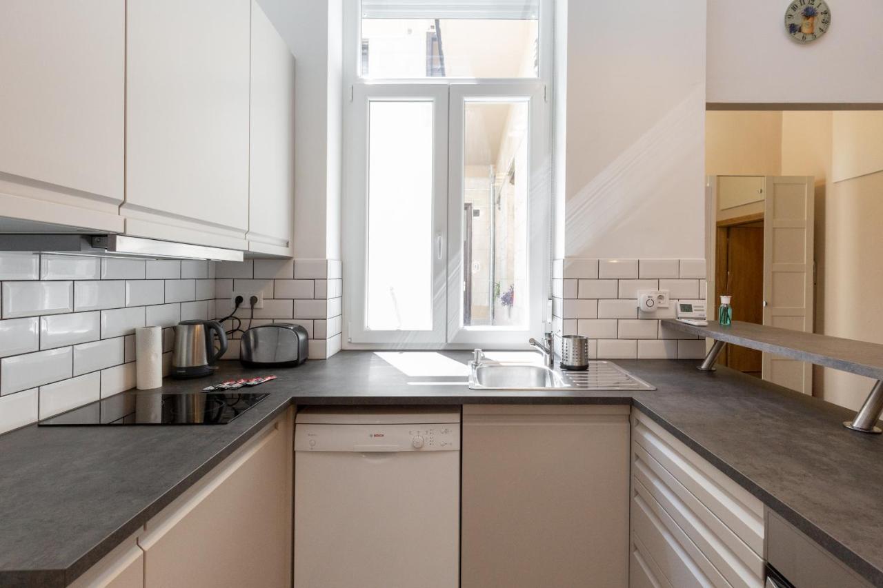 Apartman D78 Dohany *