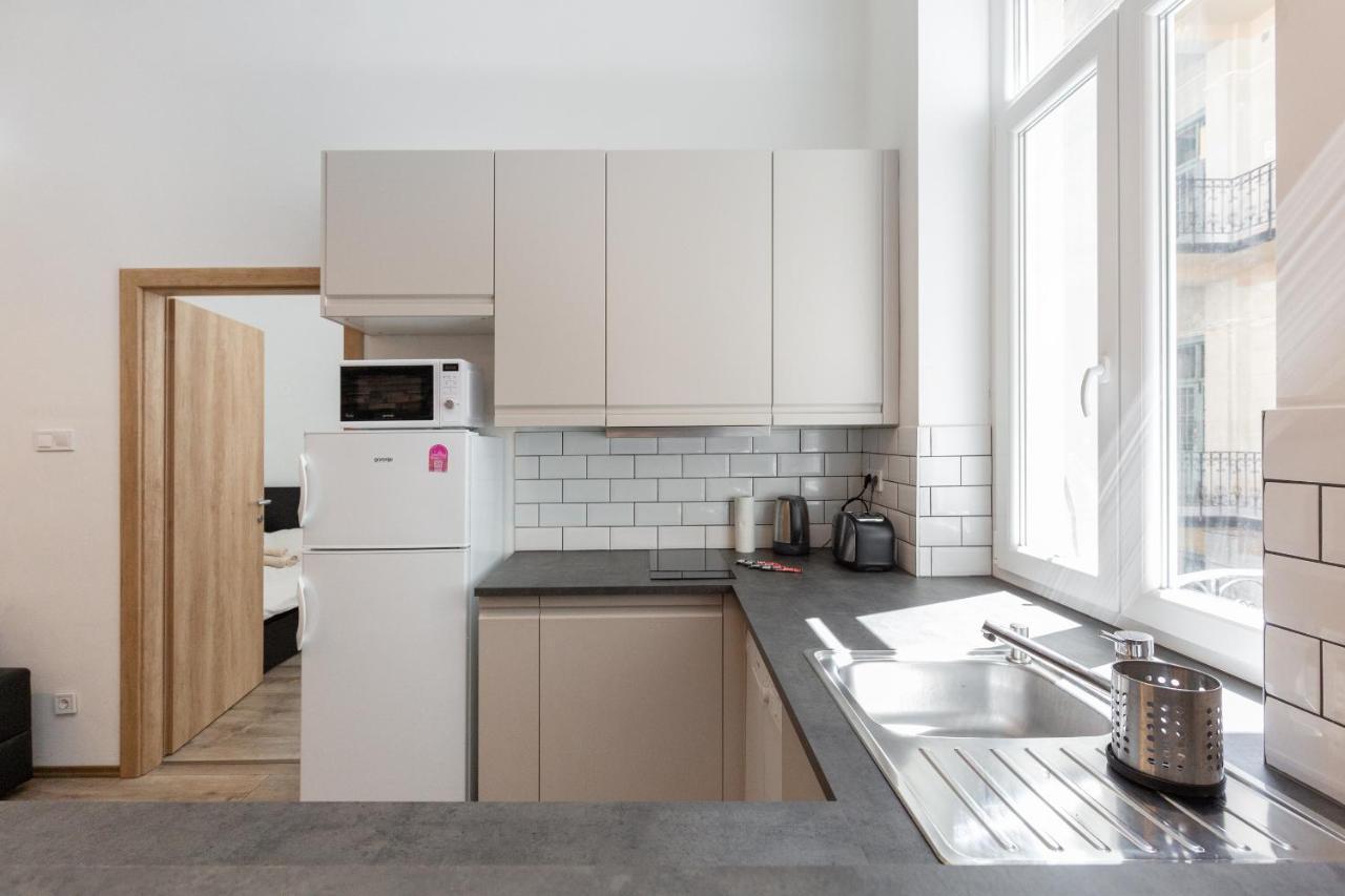 D78 Dohany Apartman