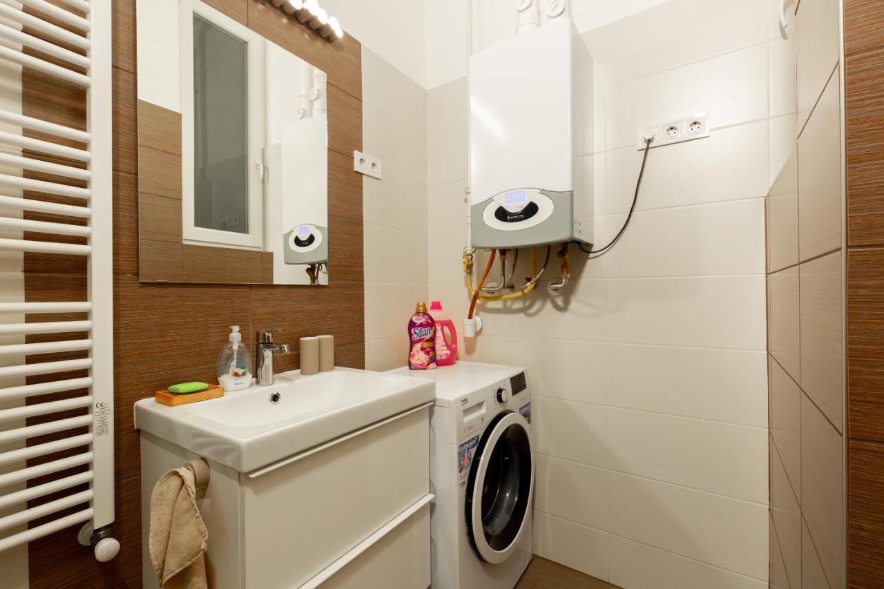 D78 Dohany Apartman *