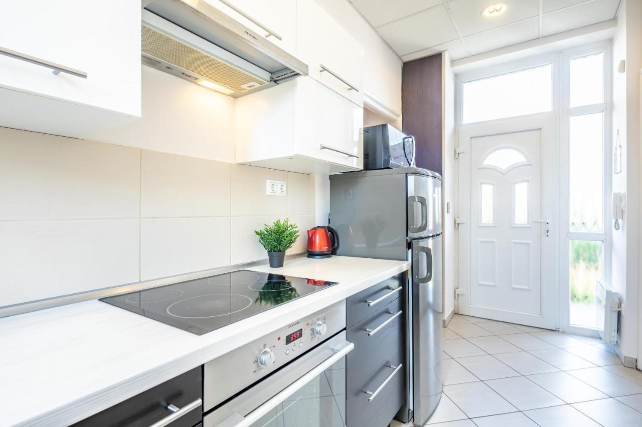 Two Bedroom In Jewish Quarter