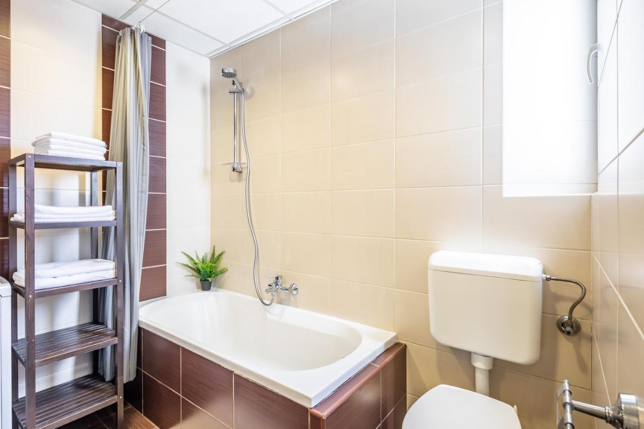 Two Bedroom In Jewish Quarter