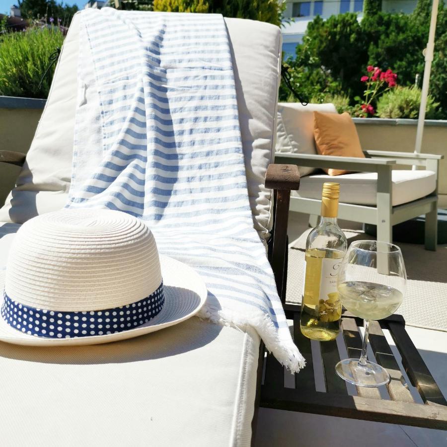 Apartment Grand Terrace With Ac & Heating