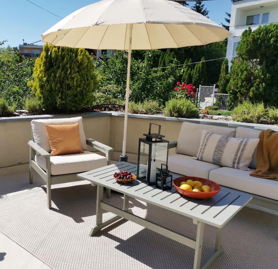 Grand Terrace With Ac & Heating