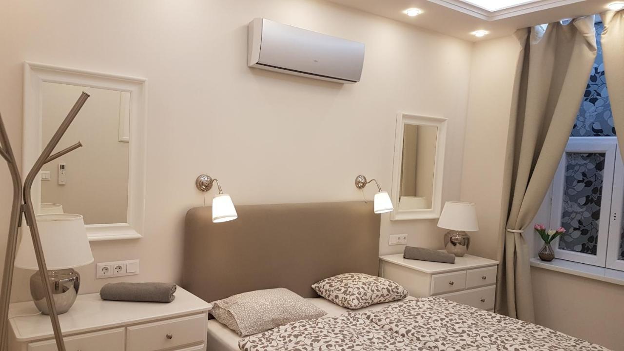 Apartment Panni Luxury Next To Gozsdu Garden *
