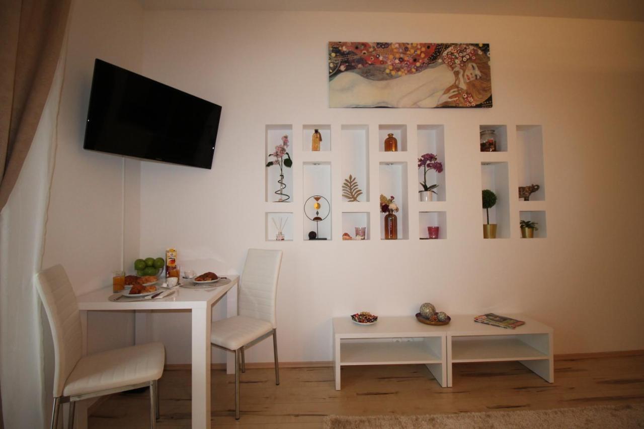 Amber Dream Apartment