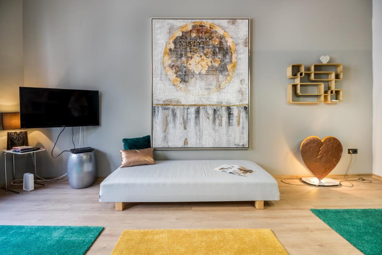 Luxury Pilvax