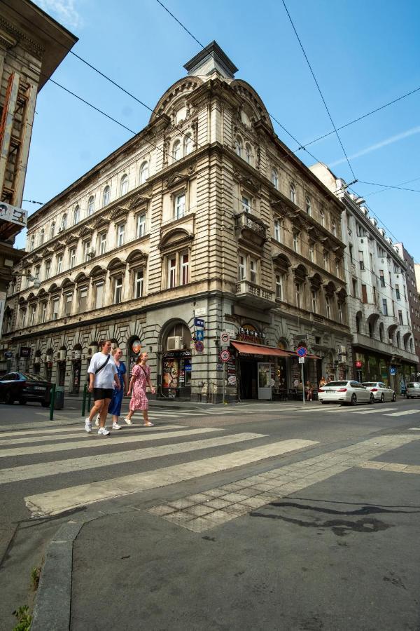 Very Central 1-br Apt With Patio Apartman Budapest