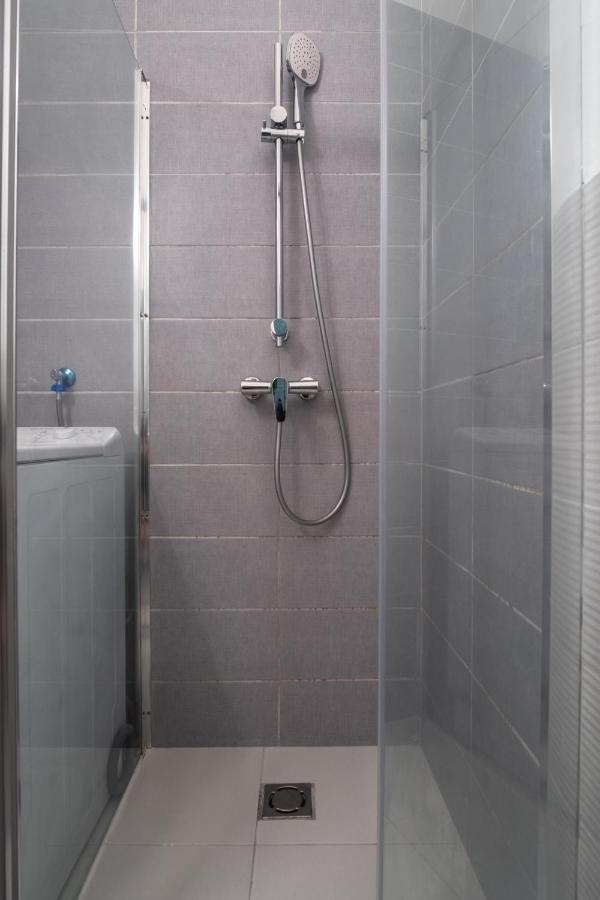 Apartman Very Central 1-br Apt With Patio