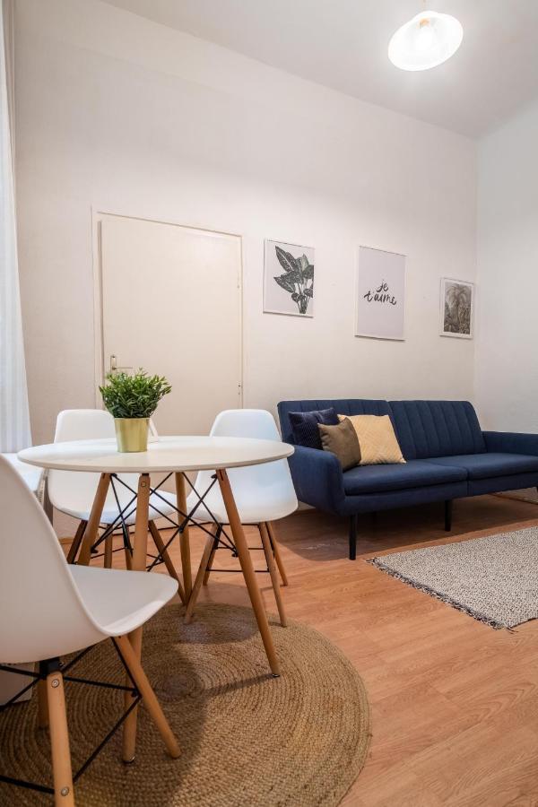 Very Central 1-br Apt With Patio Apartman Budapest
