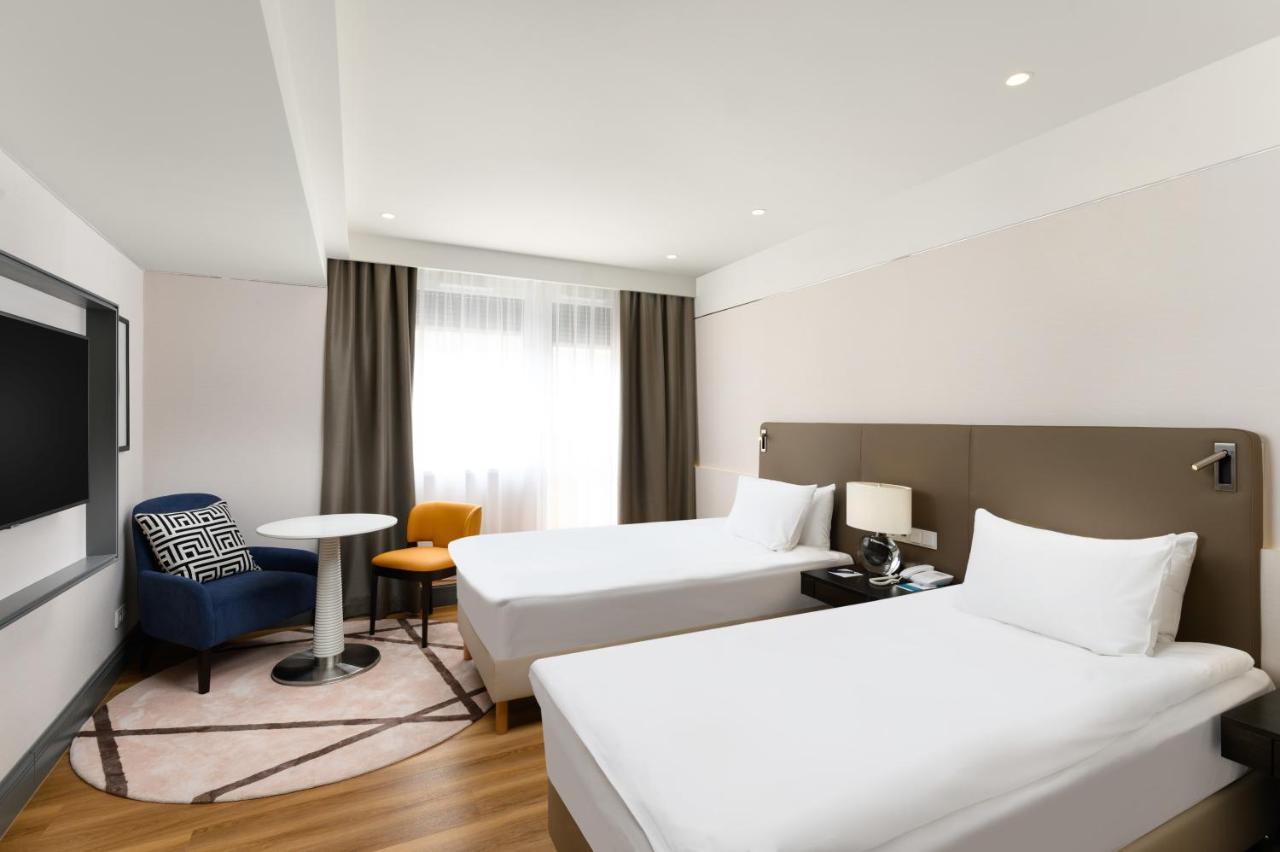 Danubius Astoria City Center 4*
