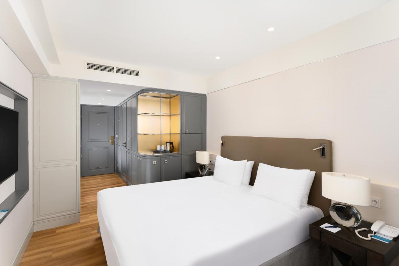 Danubius Astoria City Center 4*
