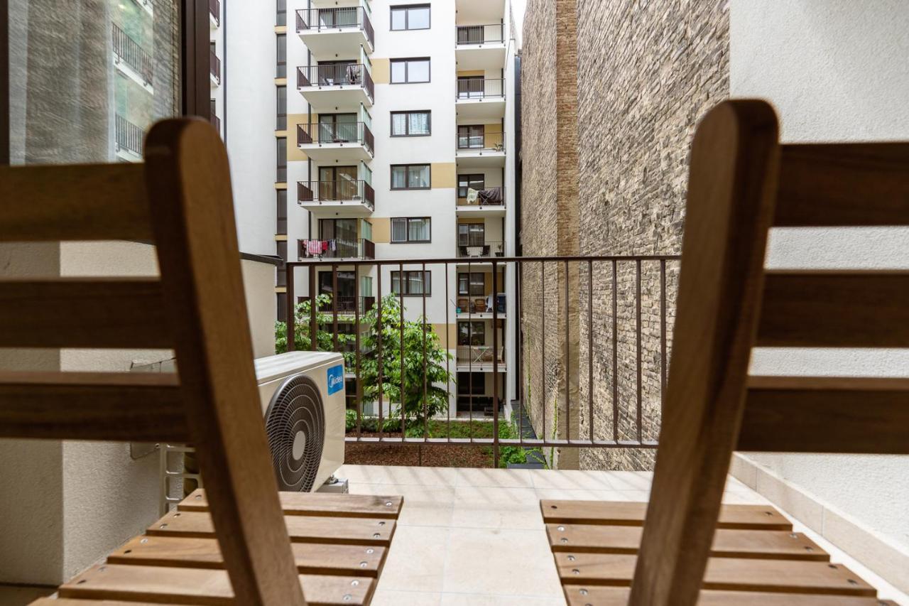 Modern & Newly Built With Private Garage Apartment Budapest
