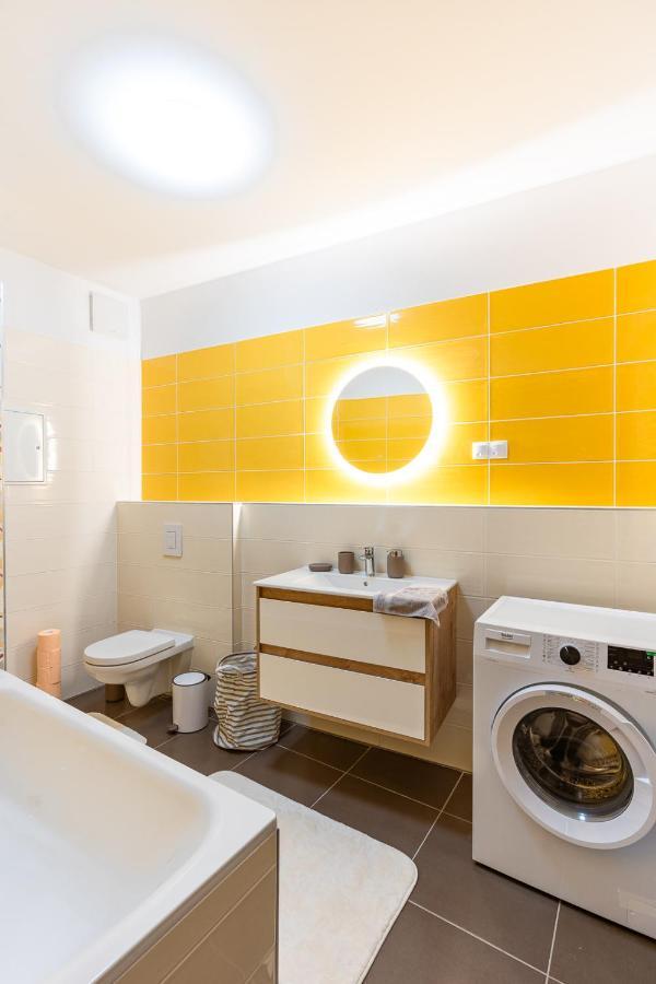 Modern & Newly Built With Private Garage * Budapest