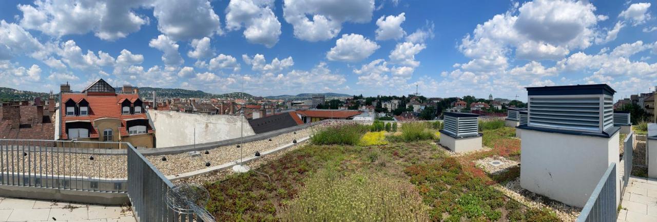 Apartment Hillside *
